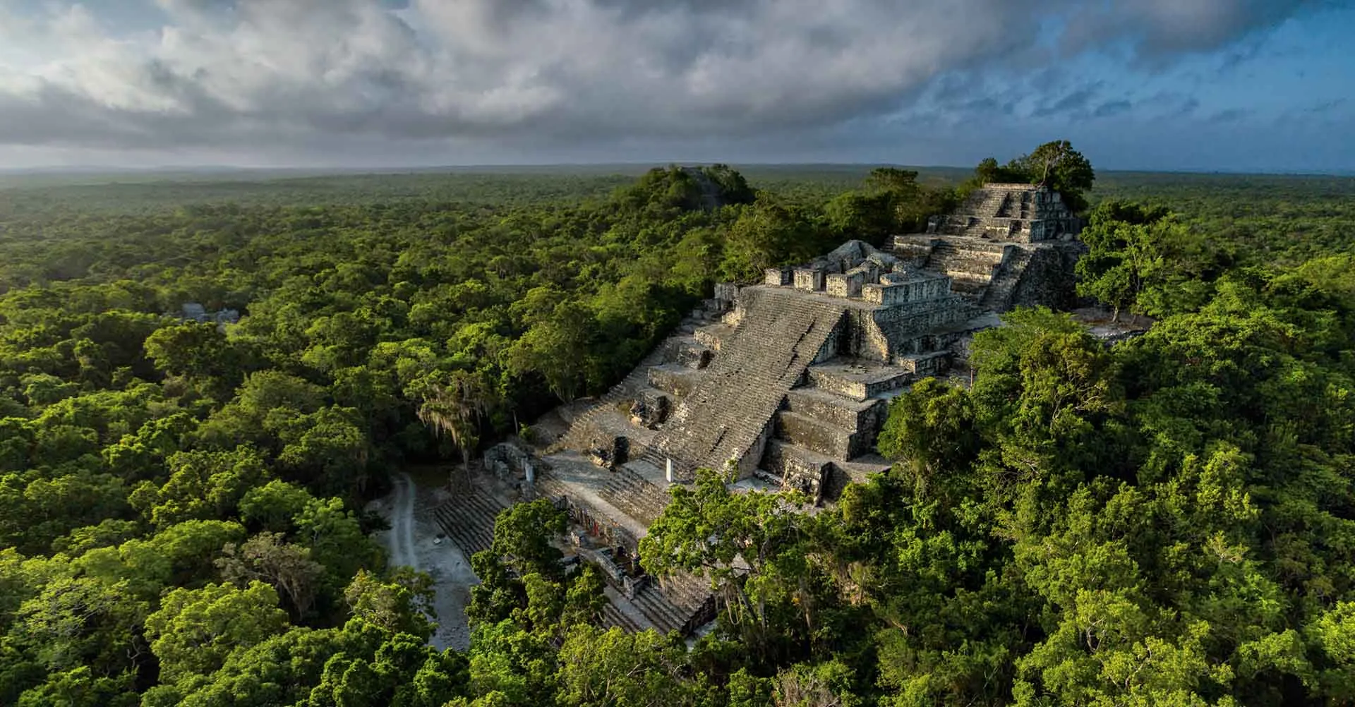 Calakmul, entre la selva y la historia